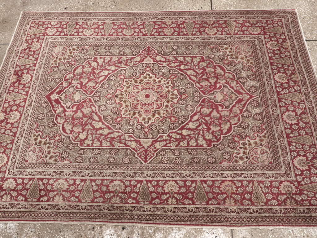 Antique Persian Tabriz Rug, No.14232 - Gsblank