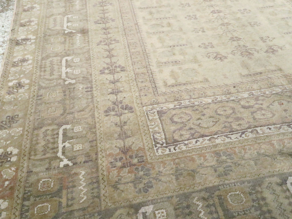 Antique Turkish Sivas Rug, No.14234 - Gsblank