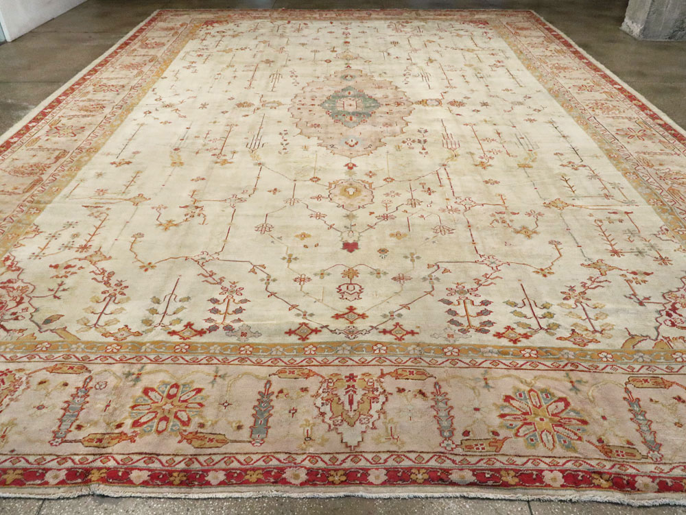 Antique Turkish Oushak Carpet, No.14236 - Gsblank