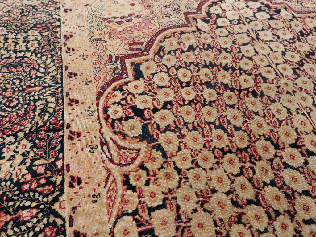 Antique Persian Lavar Kerman Rug, No.14258 - Gsblank