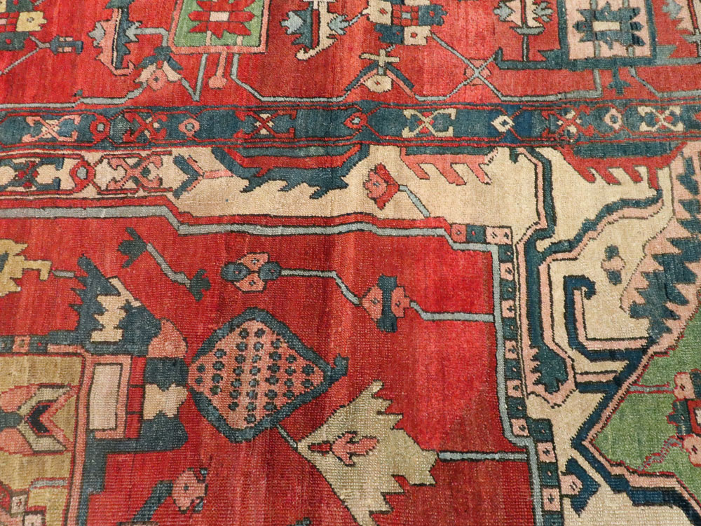 Antique Persian Heriz Carpet, No.14272 - Gsblank