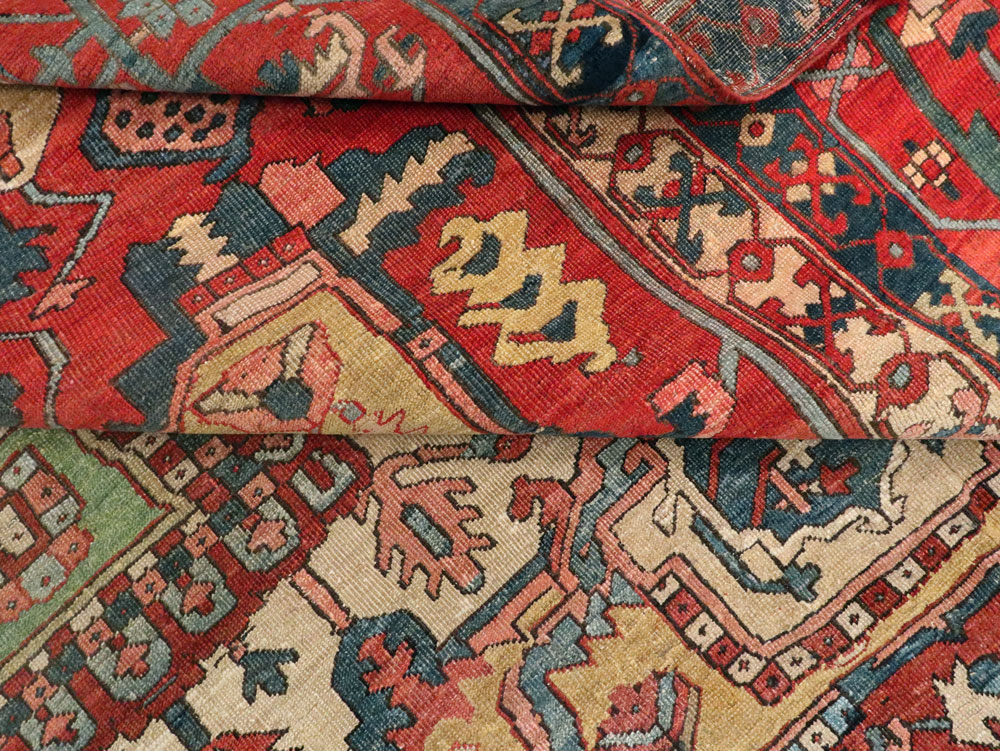 Antique Persian Heriz Carpet, No.14272 - Gsblank