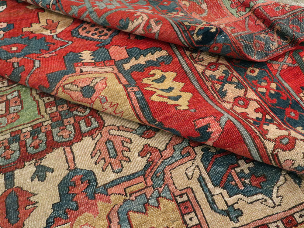 Antique Persian Heriz Carpet, No.14272 - Gsblank