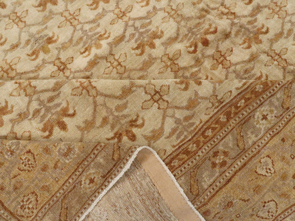 Antique Indian Agra Carpet, No.14300 - Gsblank