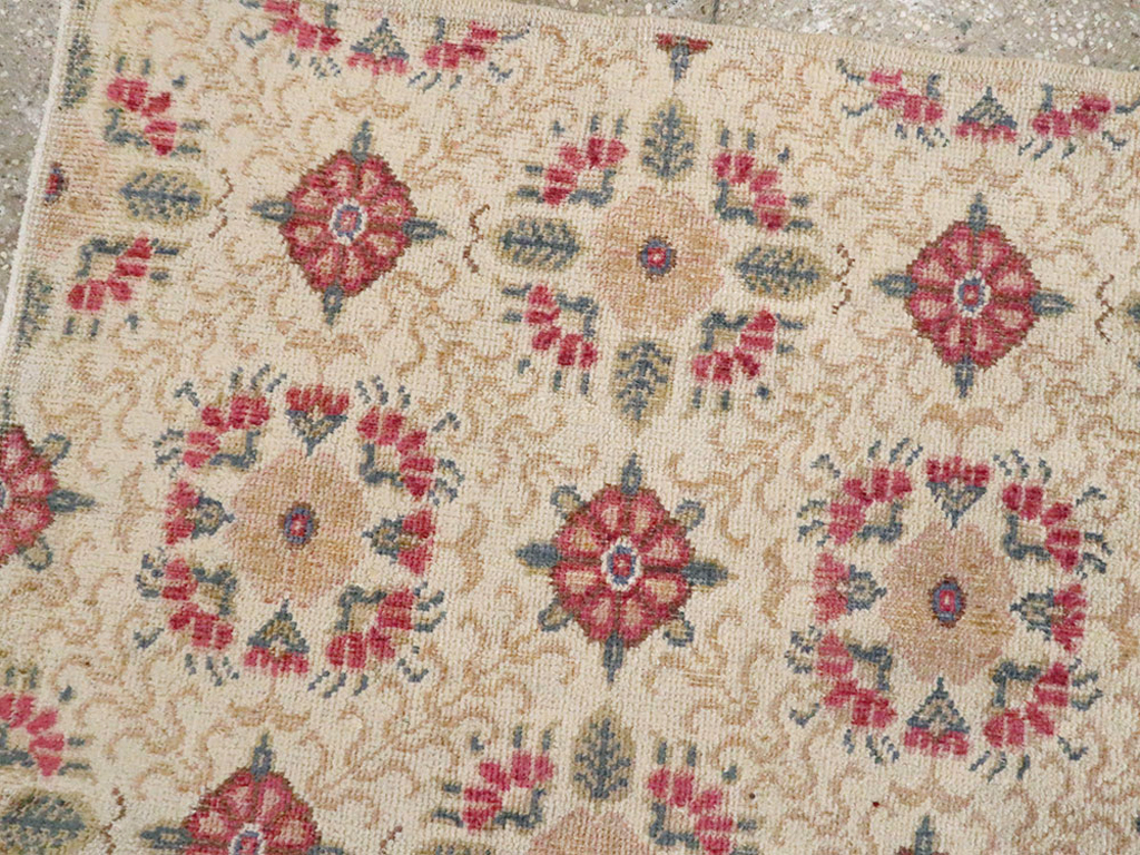 Vintage Anatolian Rug, No.14333 - Gsblank
