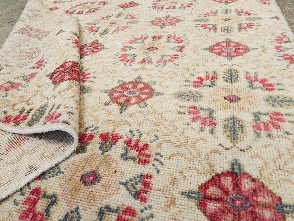 Vintage Anatolian Rug, No.14333 - Gsblank