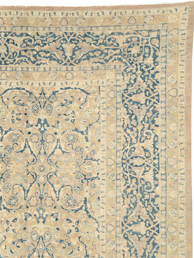 Antique Persian Tabriz Carpet, No.14385 - Gsblank