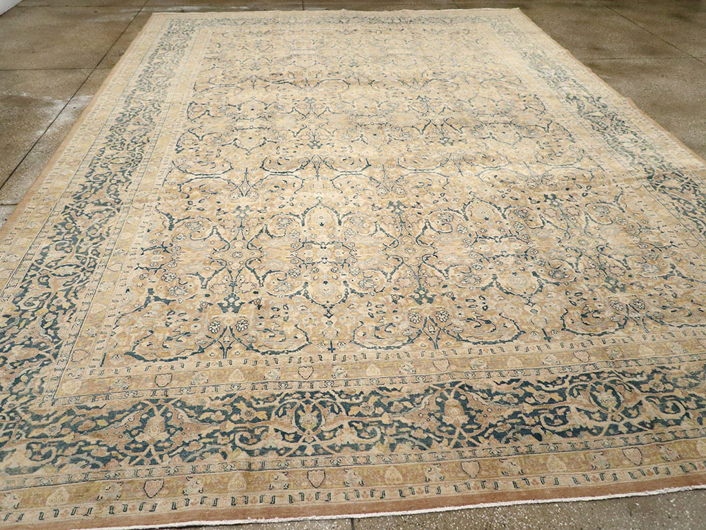 Antique Persian Tabriz Carpet, No.14385 - Gsblank