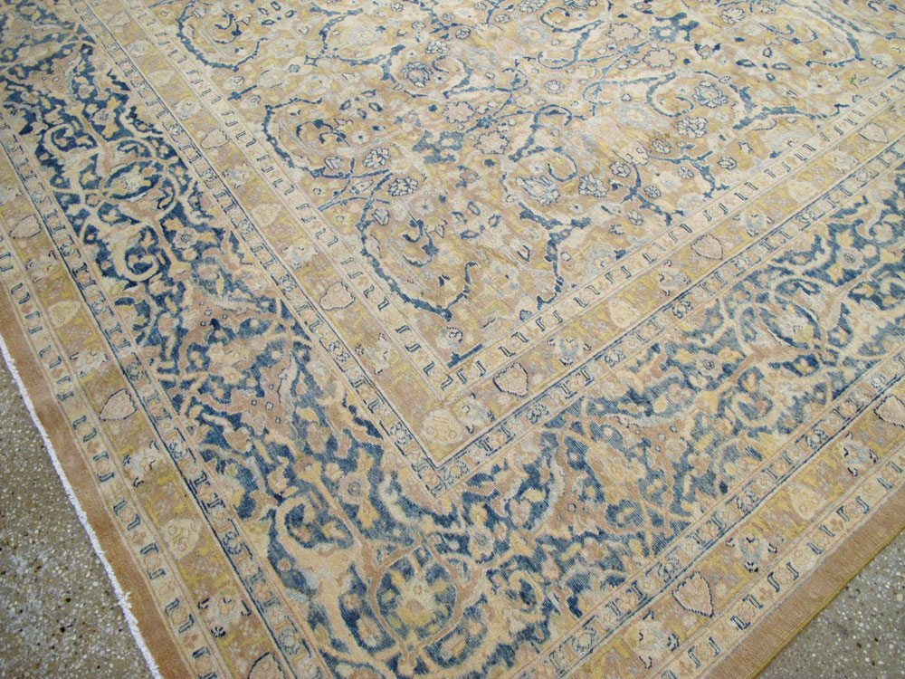Antique Persian Tabriz Carpet, No.14385 - Gsblank
