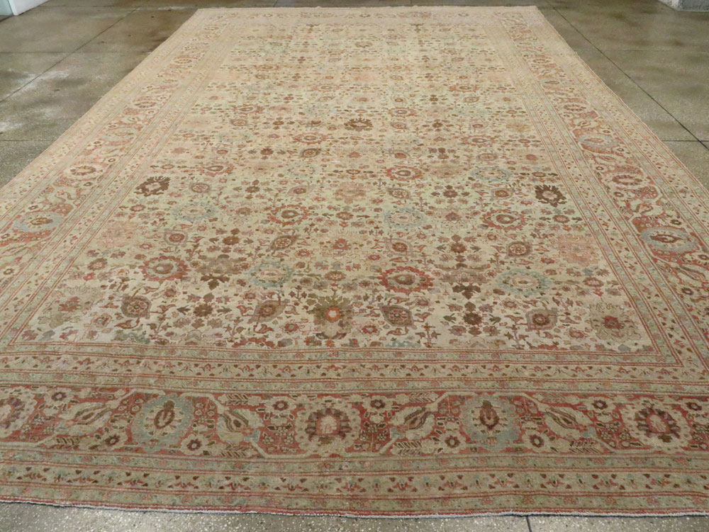 Antique Persian Tabriz Carpet, No.14391 - Gsblank