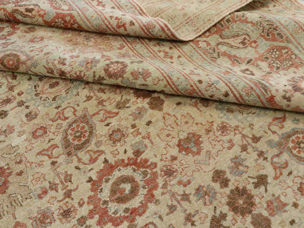 Antique Persian Tabriz Carpet, No.14391 - Gsblank