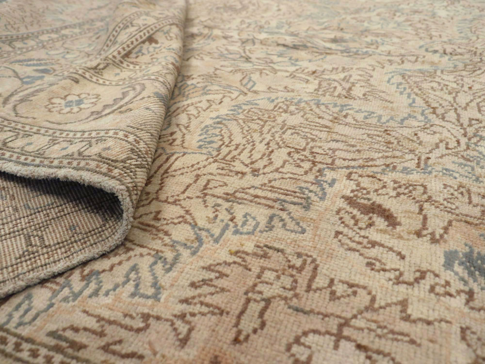 Vintage Turkish Sivas Carpet, No.14404 - Gsblank