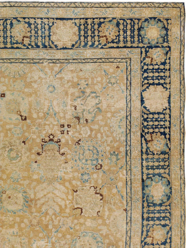 Antique Persian Tabriz Carpet, No.14432 - Gsblank