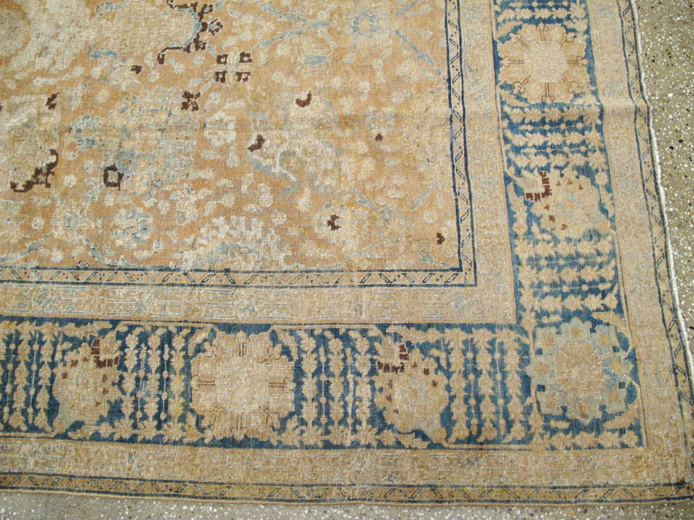 Antique Persian Tabriz Carpet, No.14432 - Gsblank