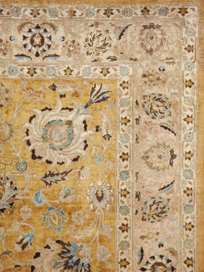 Antique Persian Tabriz Carpet, No.14435 - Gsblank