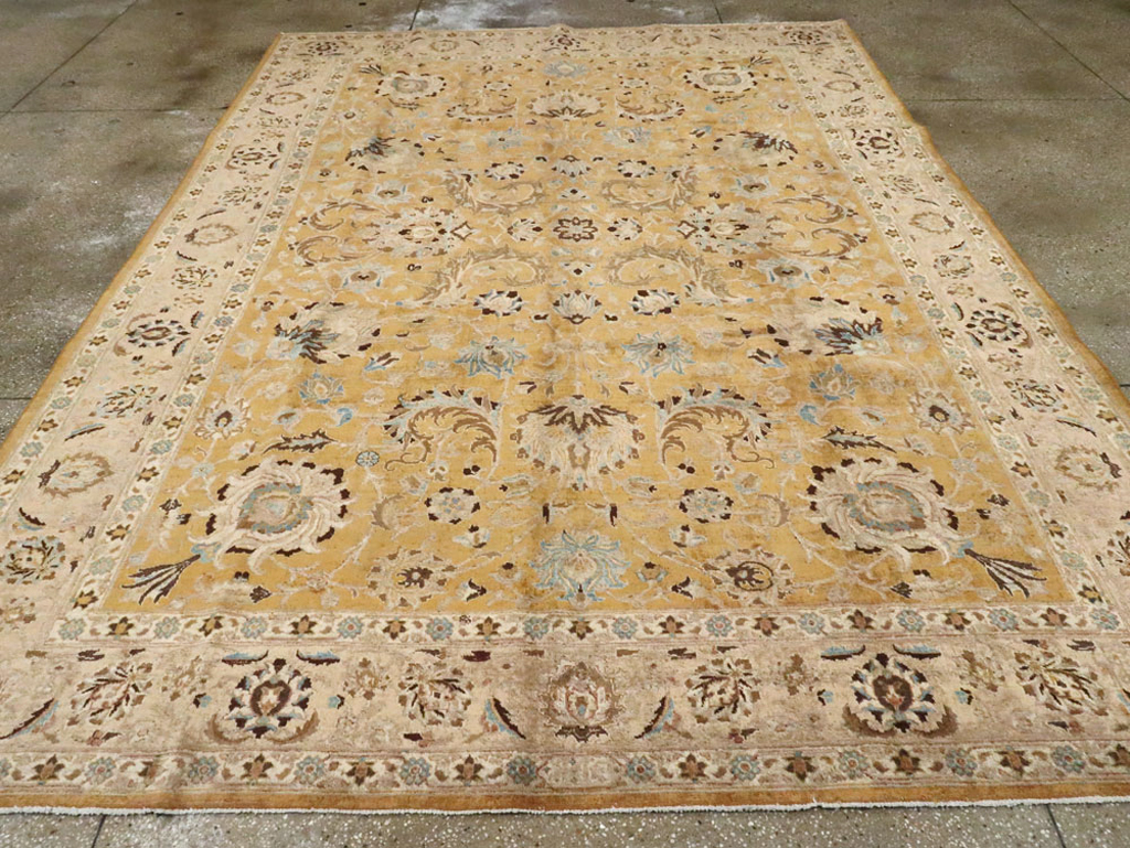 Antique Persian Tabriz Carpet, No.14435 - Gsblank
