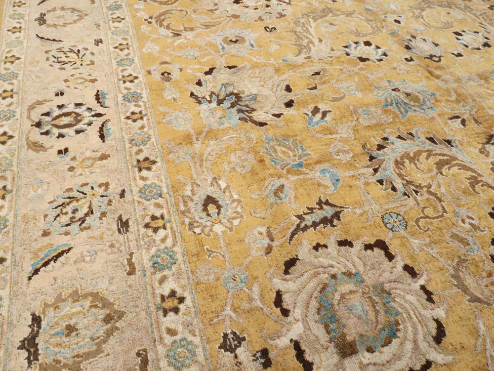 Antique Persian Tabriz Carpet, No.14435 - Gsblank