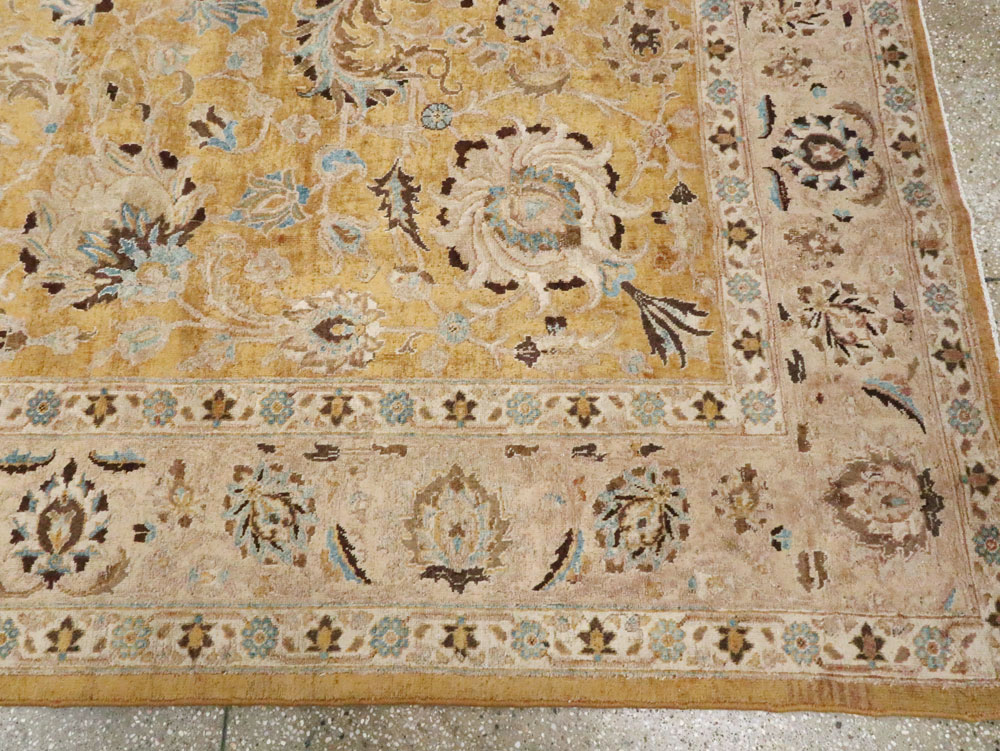 Antique Persian Tabriz Carpet, No.14435 - Gsblank