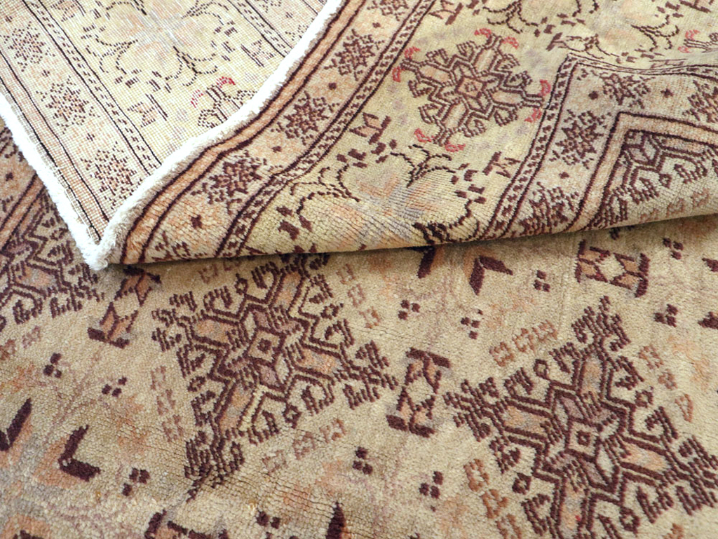 Vintage Turkish Sivas Carpet, No.14444 - Gsblank