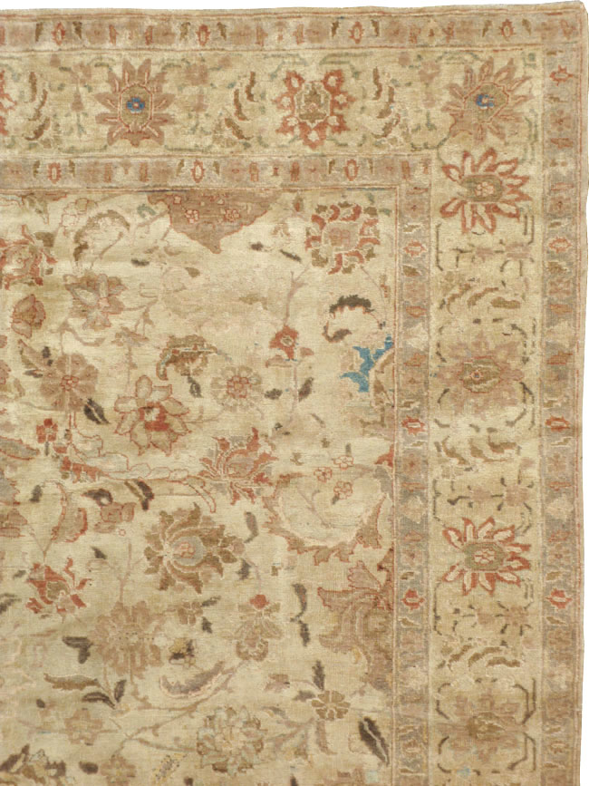 Antique Persian Tabriz Carpet, No.14456 - Gsblank