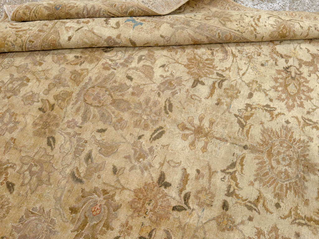 Antique Persian Tabriz Carpet, No.14456 - Gsblank