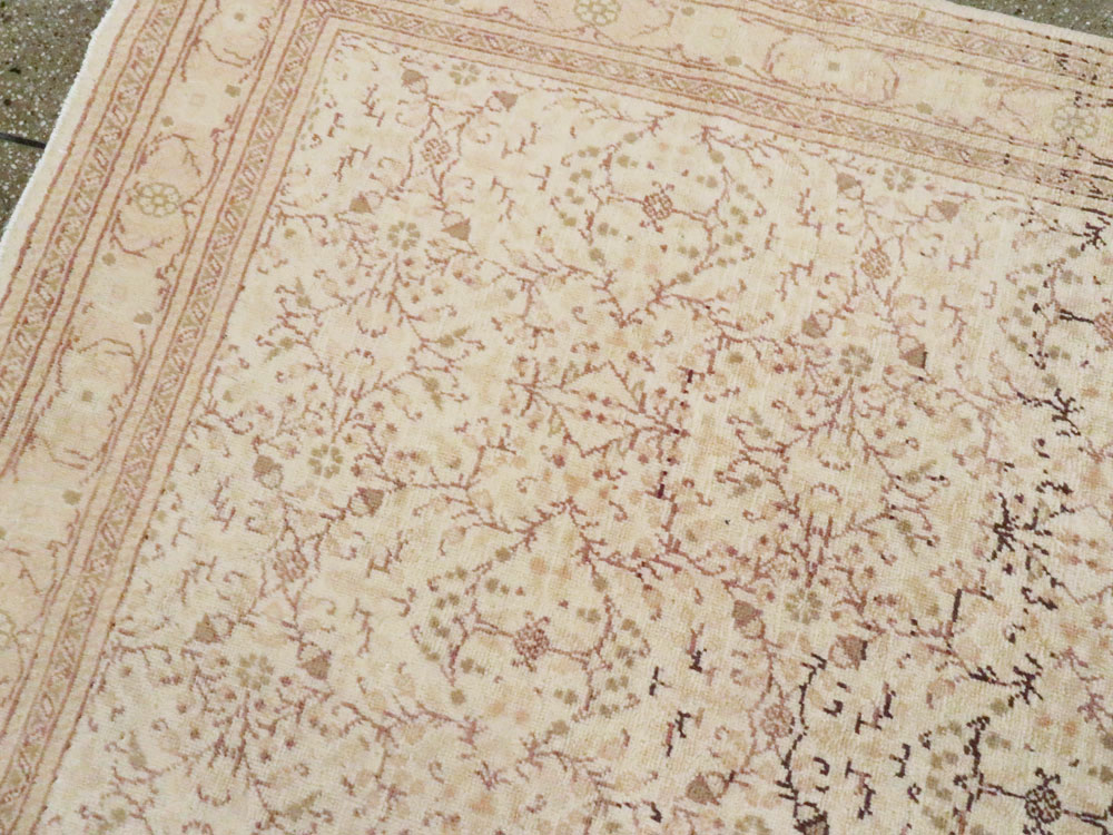 Vintage Turkish Sivas Carpet, No.14474 - Gsblank