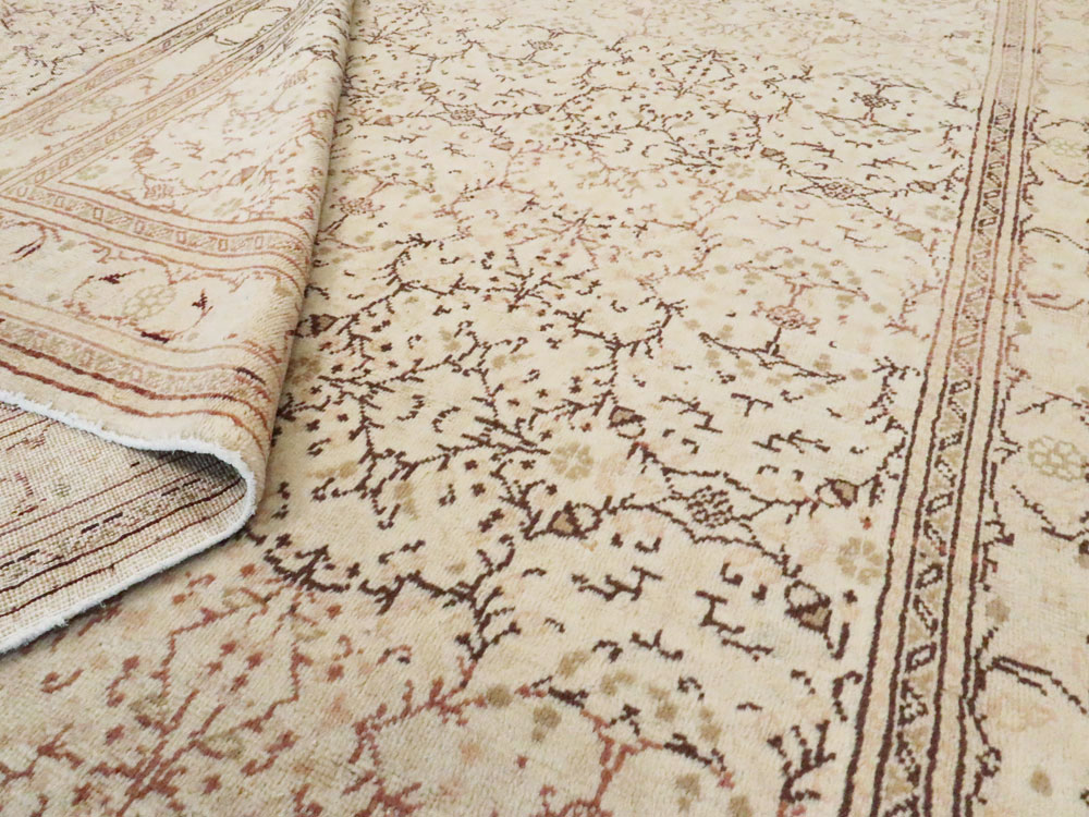 Vintage Turkish Sivas Carpet, No.14474 - Gsblank