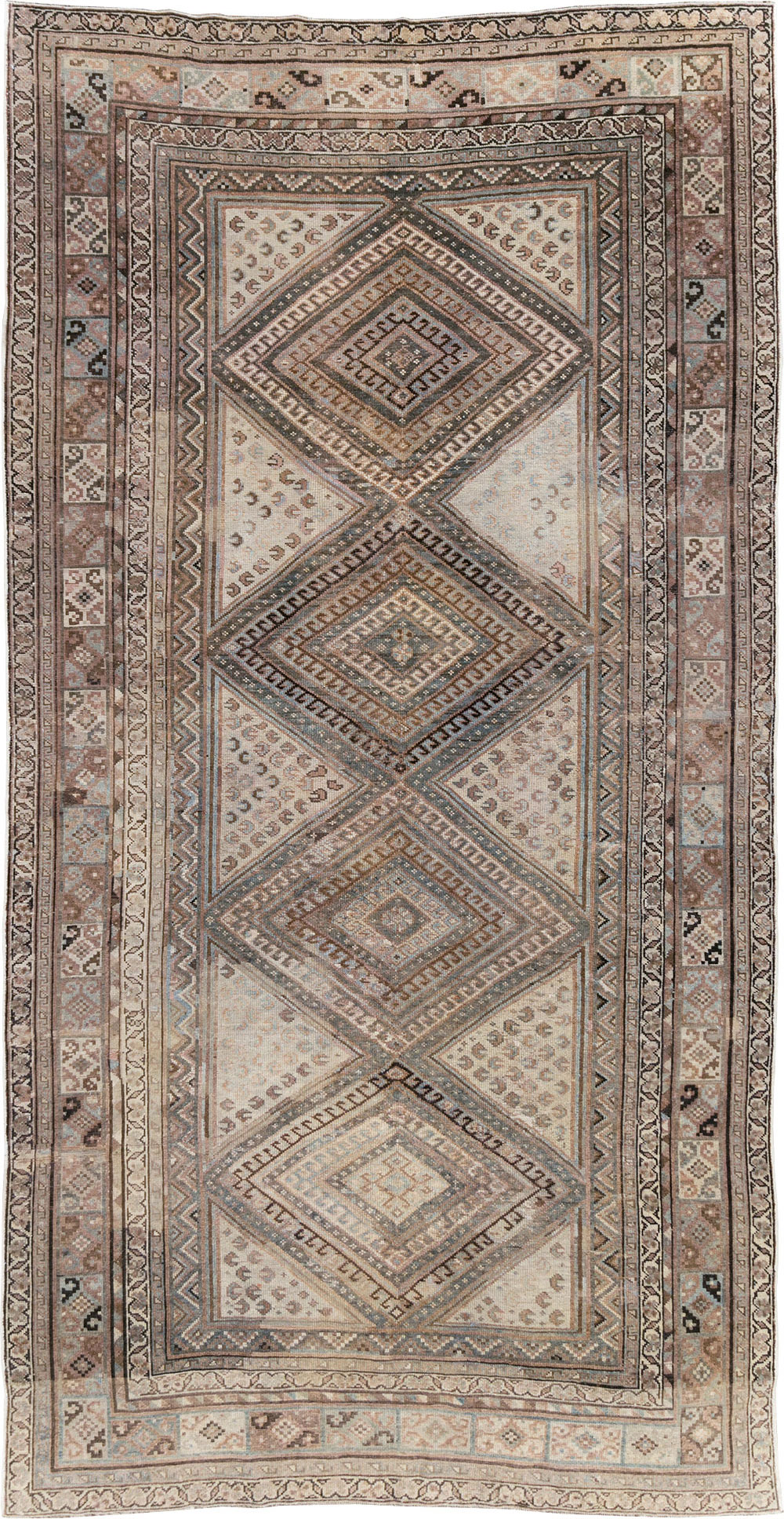 Antique Persian Shiraz Gallery Rug, No.14480 - Gsblank