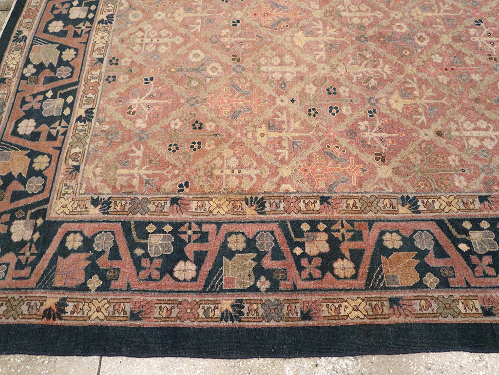 Antique Indian Lahore Room Size Carpet, No.14515 - Gsblank
