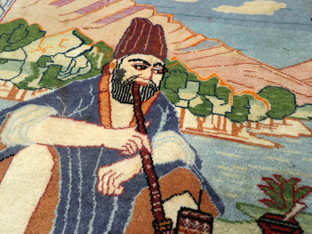 Vintage Persian Isfahan Pictorial Rug, No.14552 - Gsblank