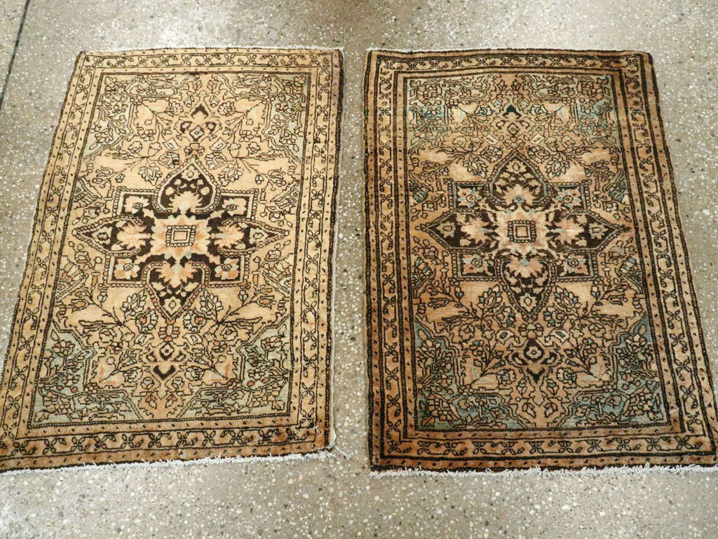 Antique Persian Sarouk Fereghan Rug (Pair: 1 of 2), No.14554 - Gsblank