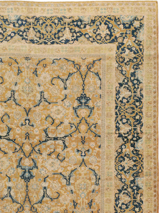 Antique Persian Tabriz Carpet, No.14568 - Gsblank