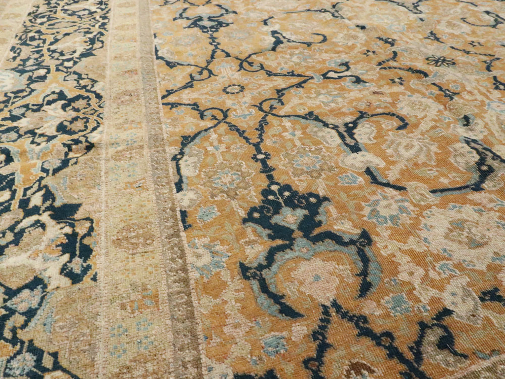 Antique Persian Tabriz Carpet, No.14568 - Gsblank