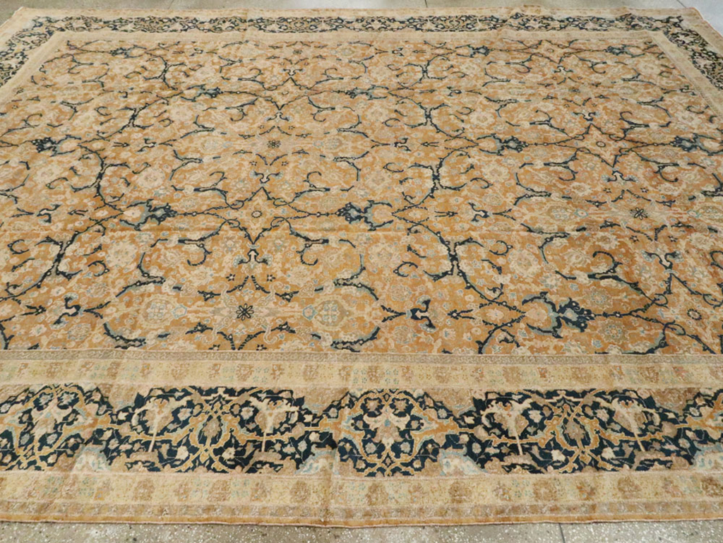 Antique Persian Tabriz Carpet, No.14568 - Gsblank