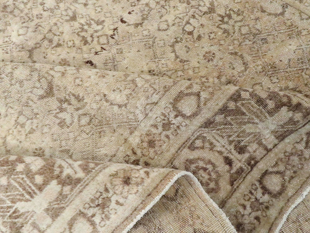 Antique Persian Tabriz Carpet, No.14584 - Gsblank