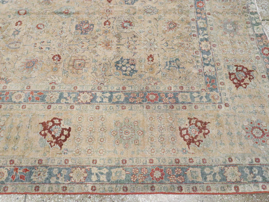 Antique Persian Tabriz Carpet, No.14615 - Gsblank