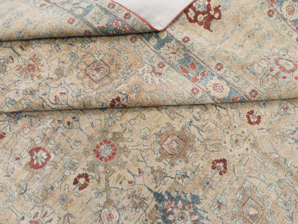 Antique Persian Tabriz Carpet, No.14615 - Gsblank