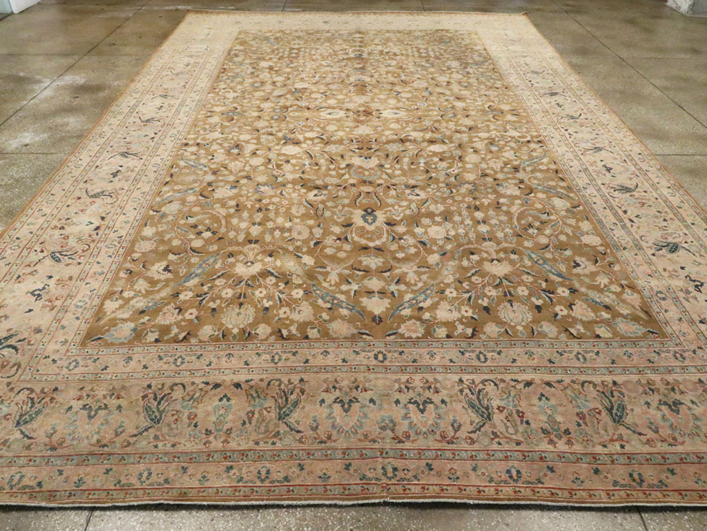Antique Persian Tabriz Carpet, No.14630 - Gsblank