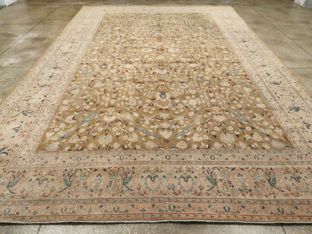 Antique Persian Tabriz Carpet, No.14630 - Gsblank