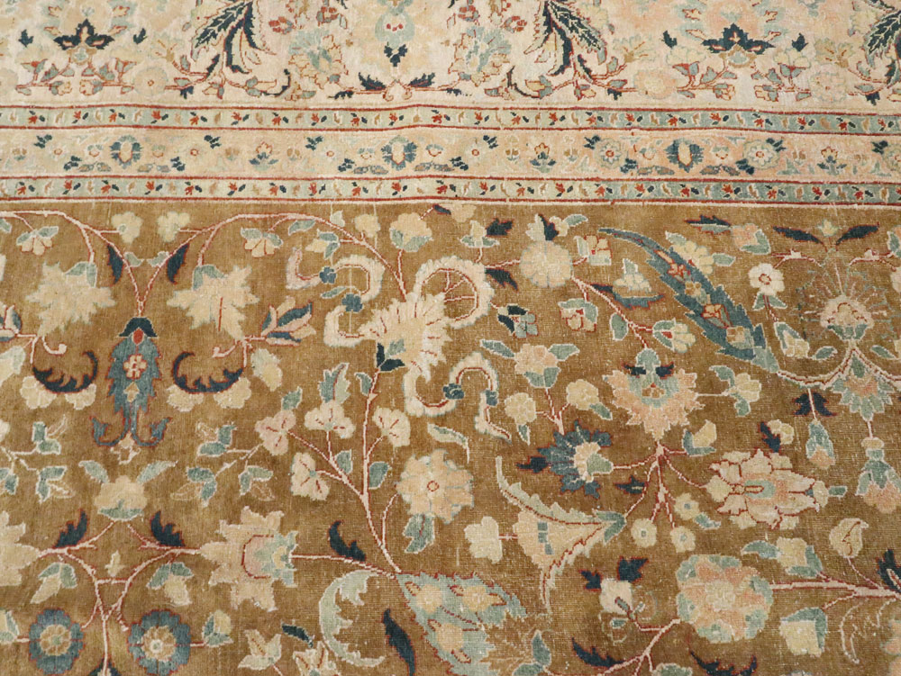 Antique Persian Tabriz Carpet, No.14630 - Gsblank