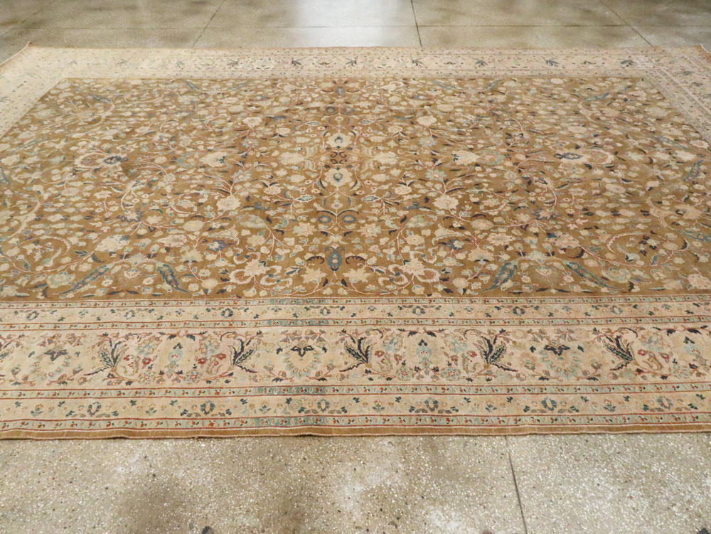 Antique Persian Tabriz Carpet, No.14630 - Gsblank