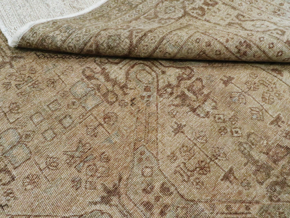Vintage Persian Tabriz Carpet, No.14632 - Gsblank
