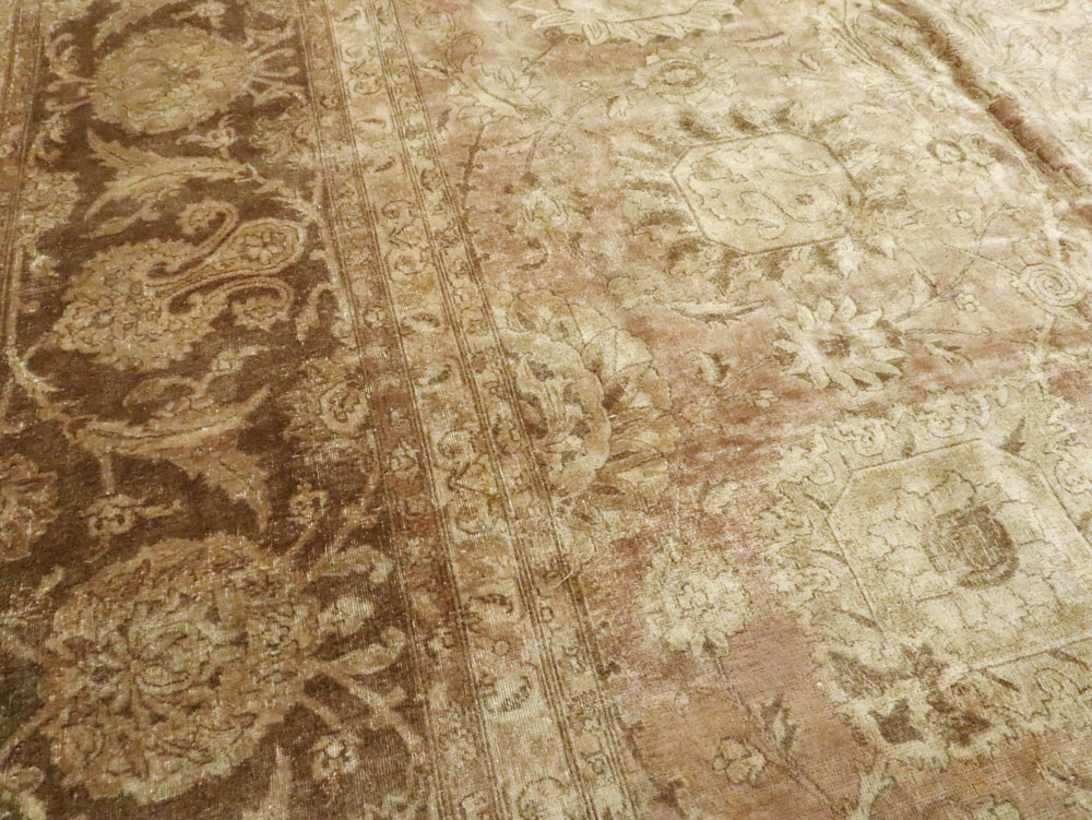 Antique Persian Tabriz Carpet, No.14636 - Gsblank