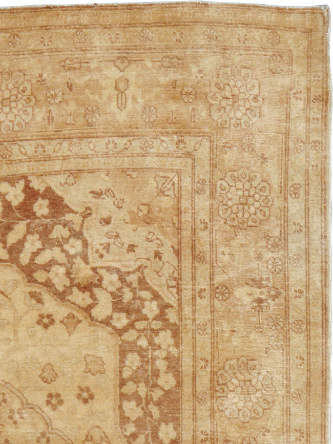 Antique Persian Tabriz Square Carpet, No.14643 - Gsblank