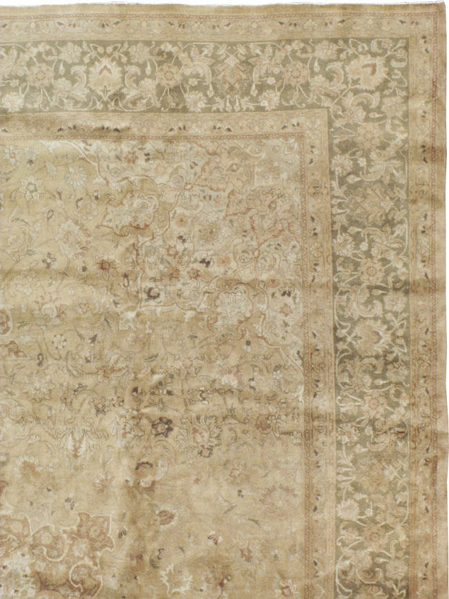 Vintage Persian Tabriz Carpet, No.14669 - Gsblank