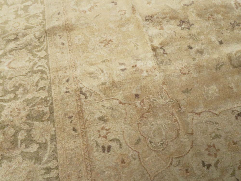 Vintage Persian Tabriz Carpet, No.14669 - Gsblank