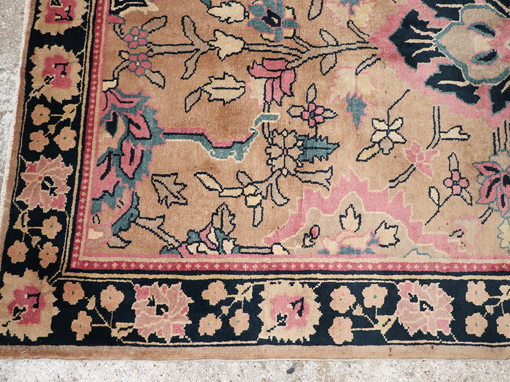 Antique Indian Lahore Rug, No.14688 - Gsblank