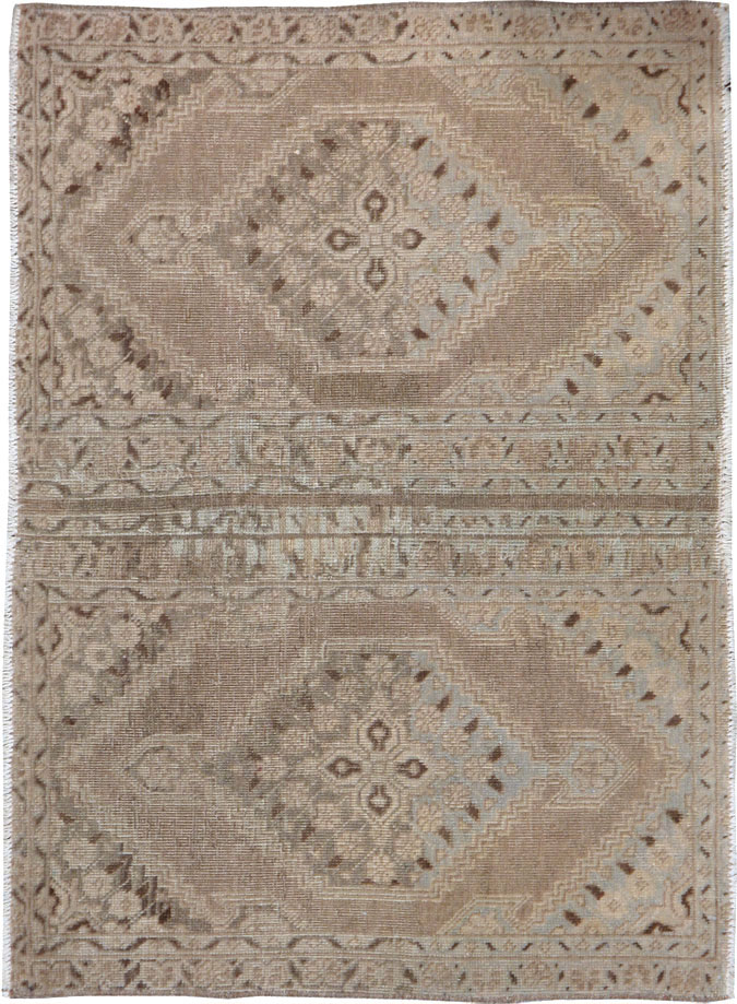 Antique Persian Tabriz Rug, No.14707 - Gsblank