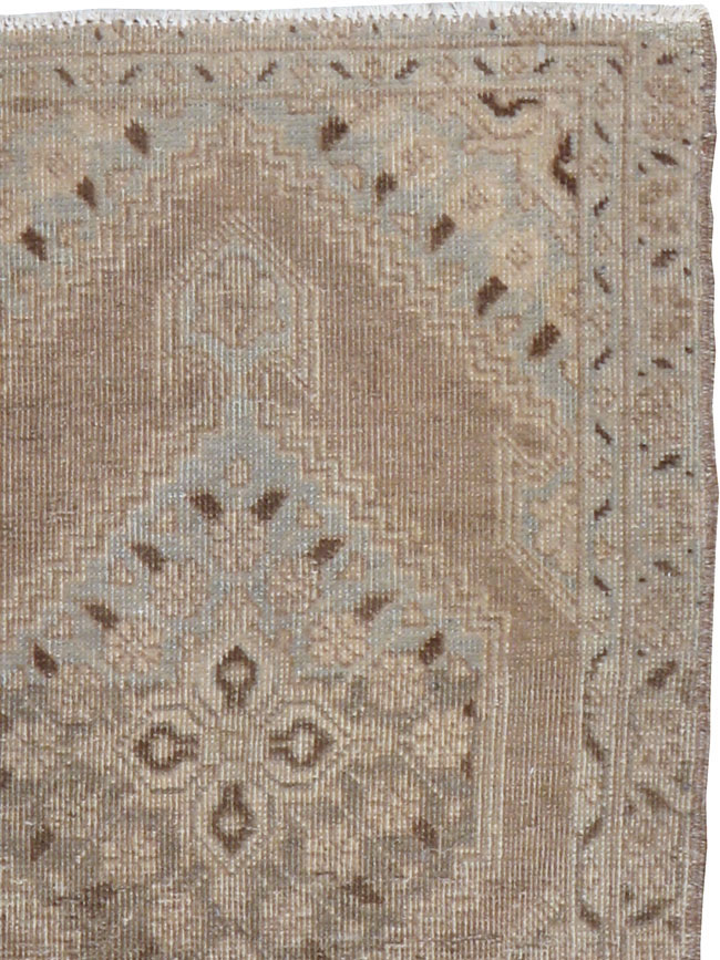 Antique Persian Tabriz Rug, No.14707 - Gsblank