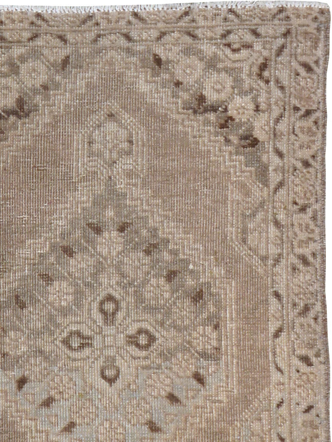 Antique Persian Tabriz Rug, No.14707 - Gsblank